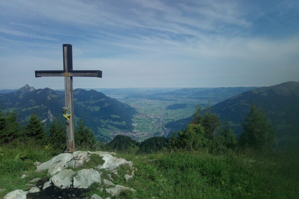 Nüenchamm - der unscheinbare Aussichtsberg
